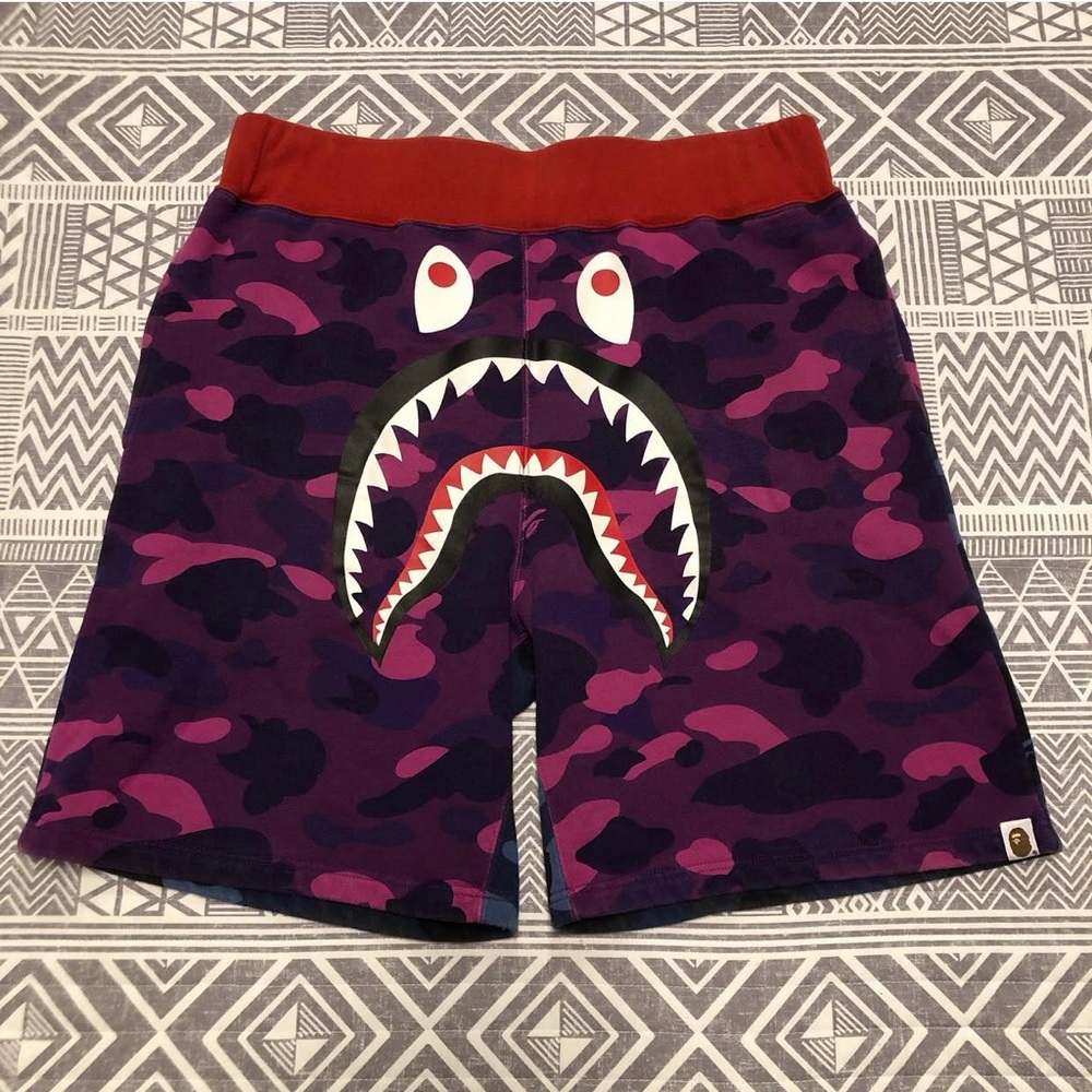 A Bathing Ape Bape 1st Camo Shark Sweatshorts Size Extra Large